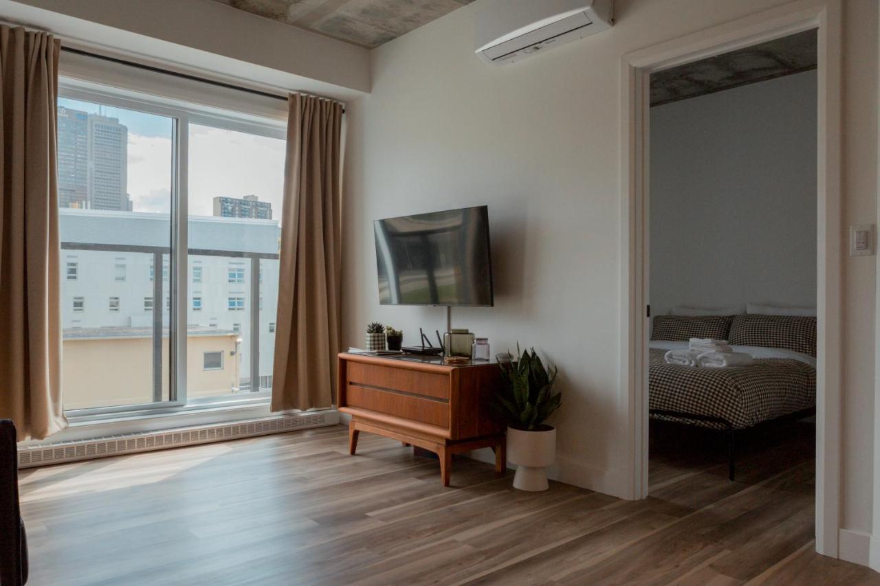 Condo Mid-Century Modern Style - Pool/Terrace Квебек Екстериор снимка